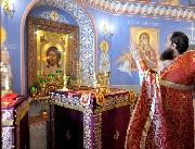 Божественная литургия в Надвратном храме в честь вмч. Феодора Стратилата.